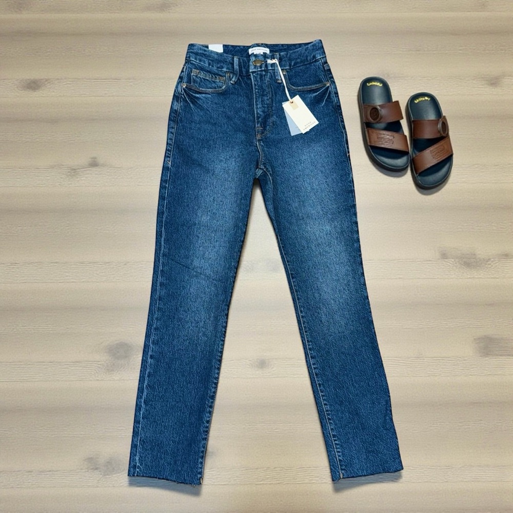 Good American Straight Leg Jeans in Dark Blue